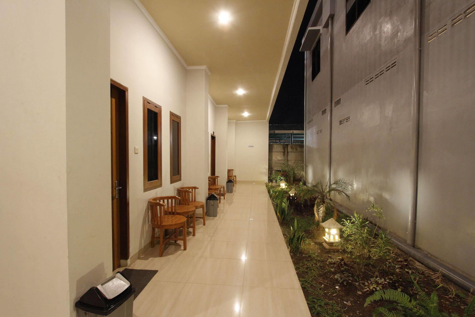 Palapa Hotel Mataram Dış mekan fotoğraf